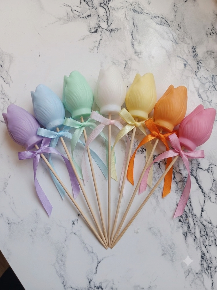 Tulip Candle Pastel - velas artesanales de soja en forma de tulipán con palito y lazo en 7 colores pastel