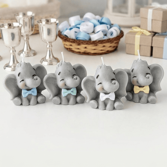 Vela Artesanal Elefante Niño de Cera de Soja - Personalizable para Bautizos y Baby Showers (Copia) - AraliaCandles