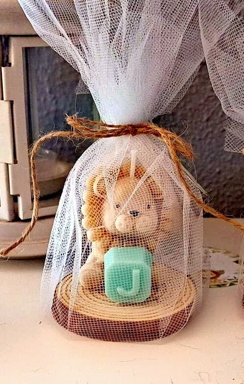Vela Artesanal León de Cera de Soja - Personalizable para Bautizos | Aralia Candles - AraliaCandles