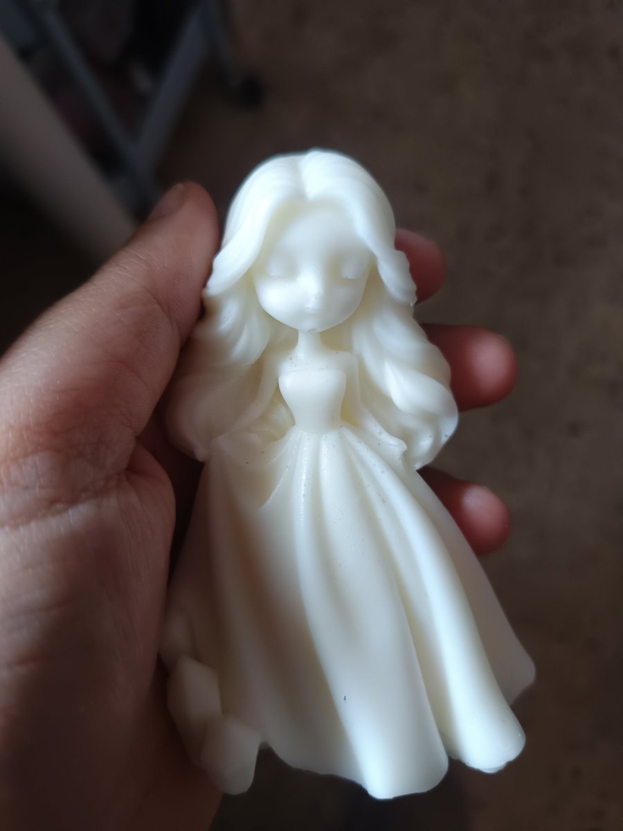 Figura Princesa de Cera de Soja | Aralia Candles - AraliaCandles