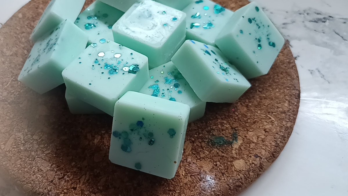 Bombones aromáticos Colonia de Bebé - AraliaCandles