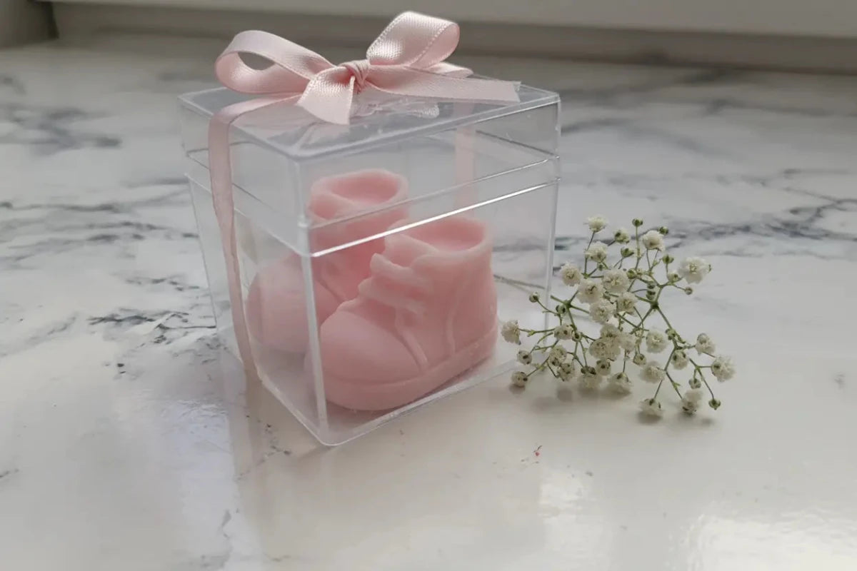 Patuco de Bebé de Cera de Soja | Aralia Candles - AraliaCandles